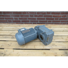 .36 RPM  .0,75 KW As 30 mm. Used.